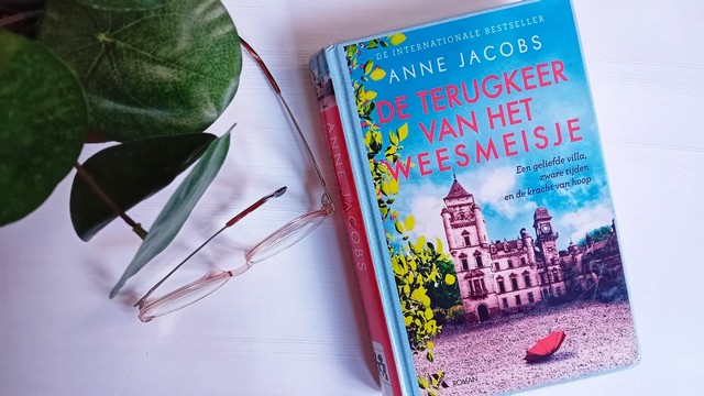 Boekrecensie: De terugkeer van het weesmeisje – Anne&nbsp;Jacobs