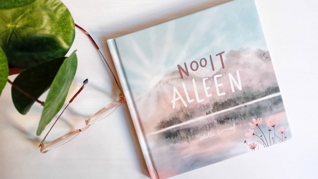 Boekrecensie: Nooit alleen – Alette&nbsp;Koornneef