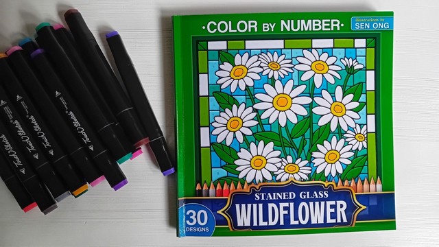 Volgekleurd: Stained Glass Wildflower – Sen&nbsp;Ong